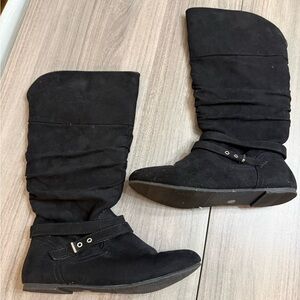 Women’s Black Mid-Calf Slouch Boots - Stylish Everyday Comfort